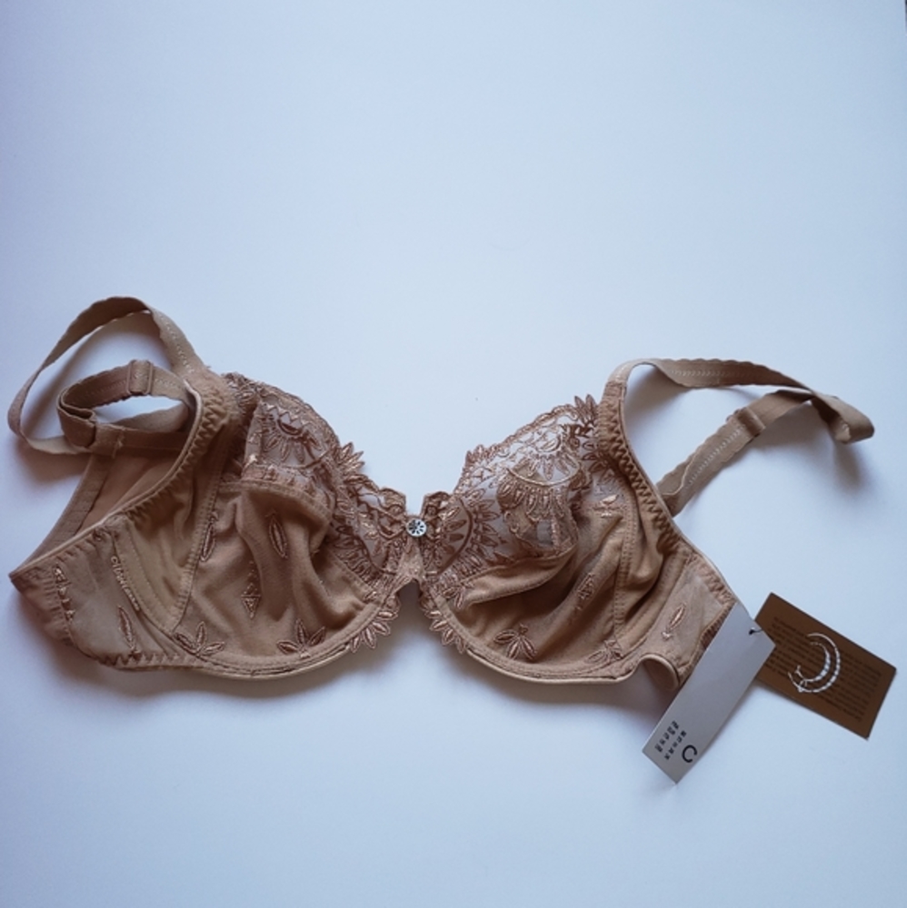 CHANTELLE Bra Toffee /Nude / Tan Size 34C Lace Straps Fully Adjustable Sexy NWT
